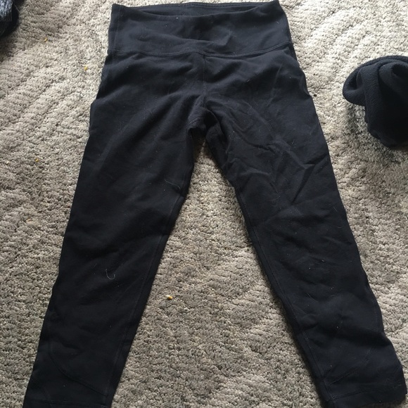 Lululemon Cropped Leggings - Picture 1 of 3